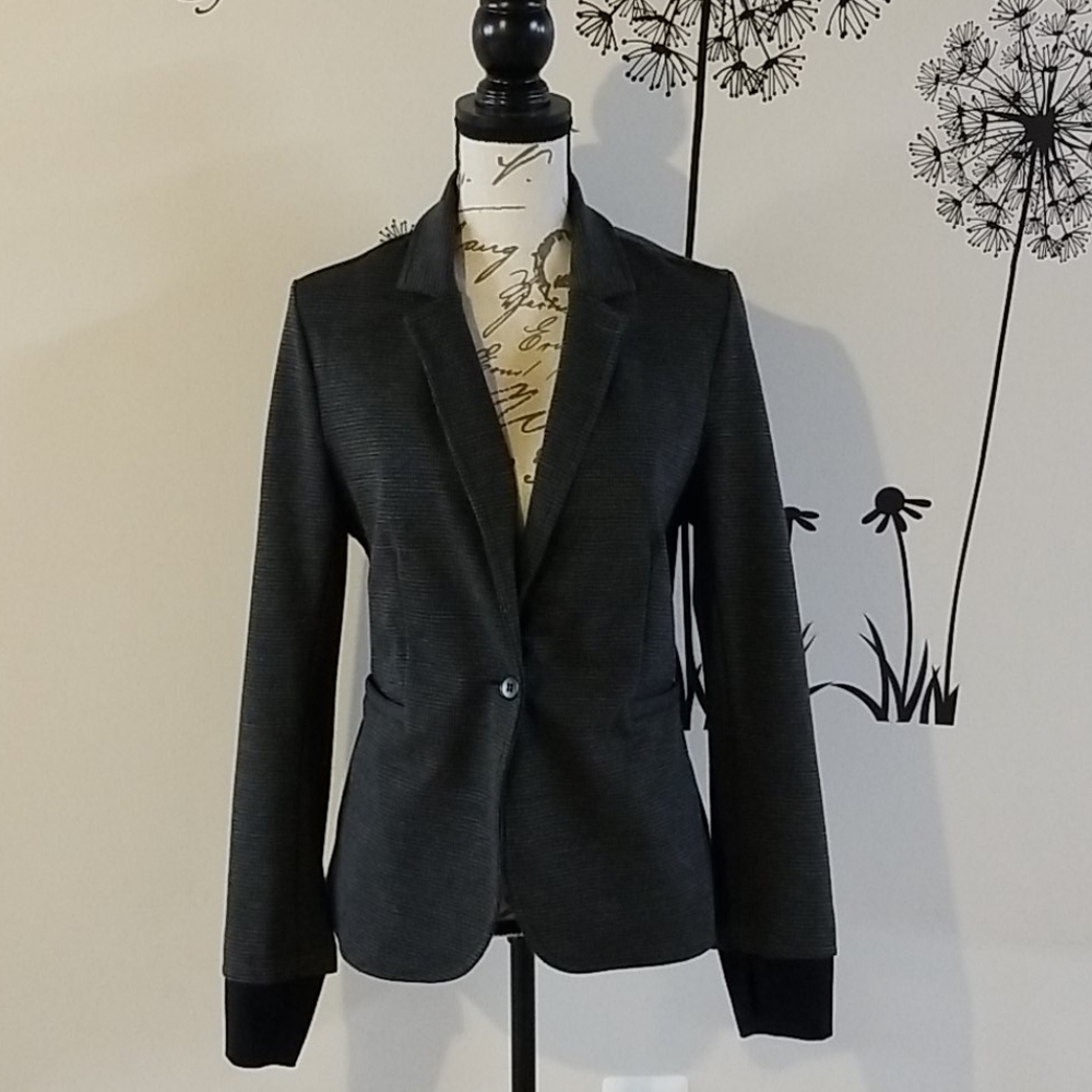Stretchy blazer